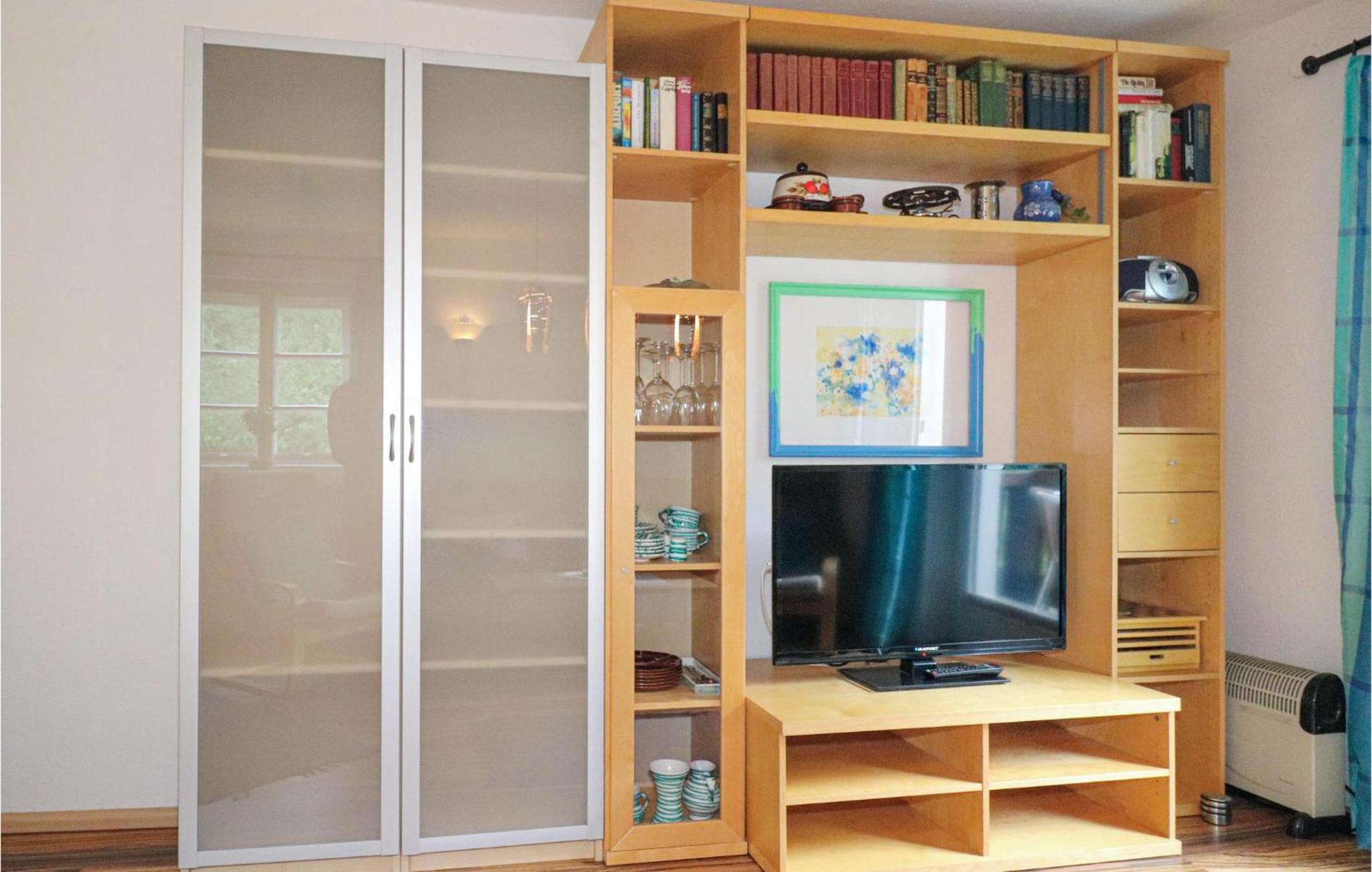 Ferienwohnung Mit Seeblick Aldrans Exterior foto